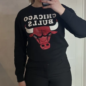 Chicago Bulls tröja i strl Xs - Chicago Bulls tröja i strl xs, fint skick💗