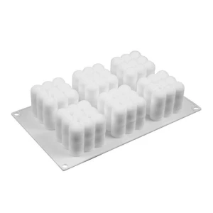 Ljusformar  - Mitt UF-företag säljer dessa då vi ska avveckla företaget snart. (Lumie UF)  Väldigt bra kvalite som inte spricker och det är enkelt att ta ut ljusen ur formen. Dessa formar kan användas till tillverkning av både ljus och tvål!💕   (Inga defekter)