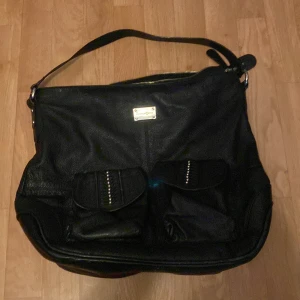 Bag  - Fin Patrick Cox väska.
