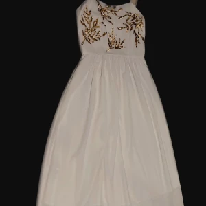 Long Dress - off white - Long dress Size M-L Up to 70 kg 