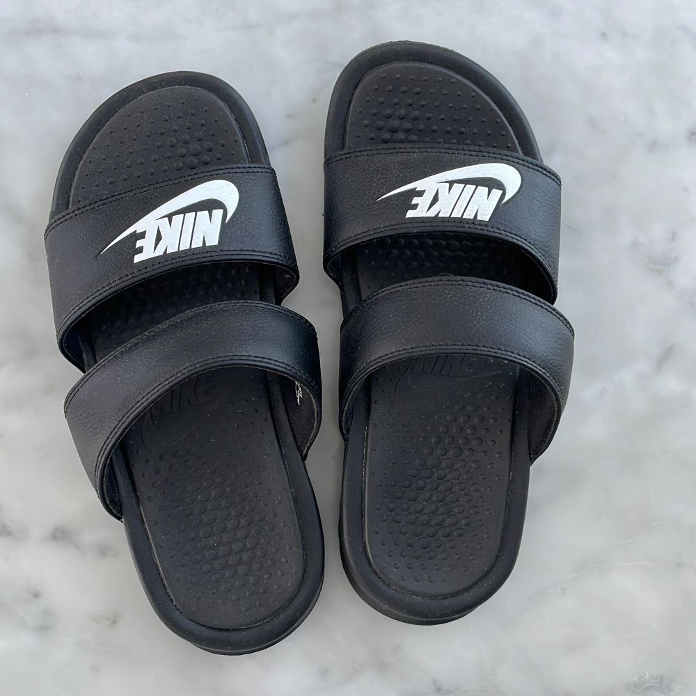 Svart Nike Jordan sandaler tofflor sommarskor strl 36,5 | Plick