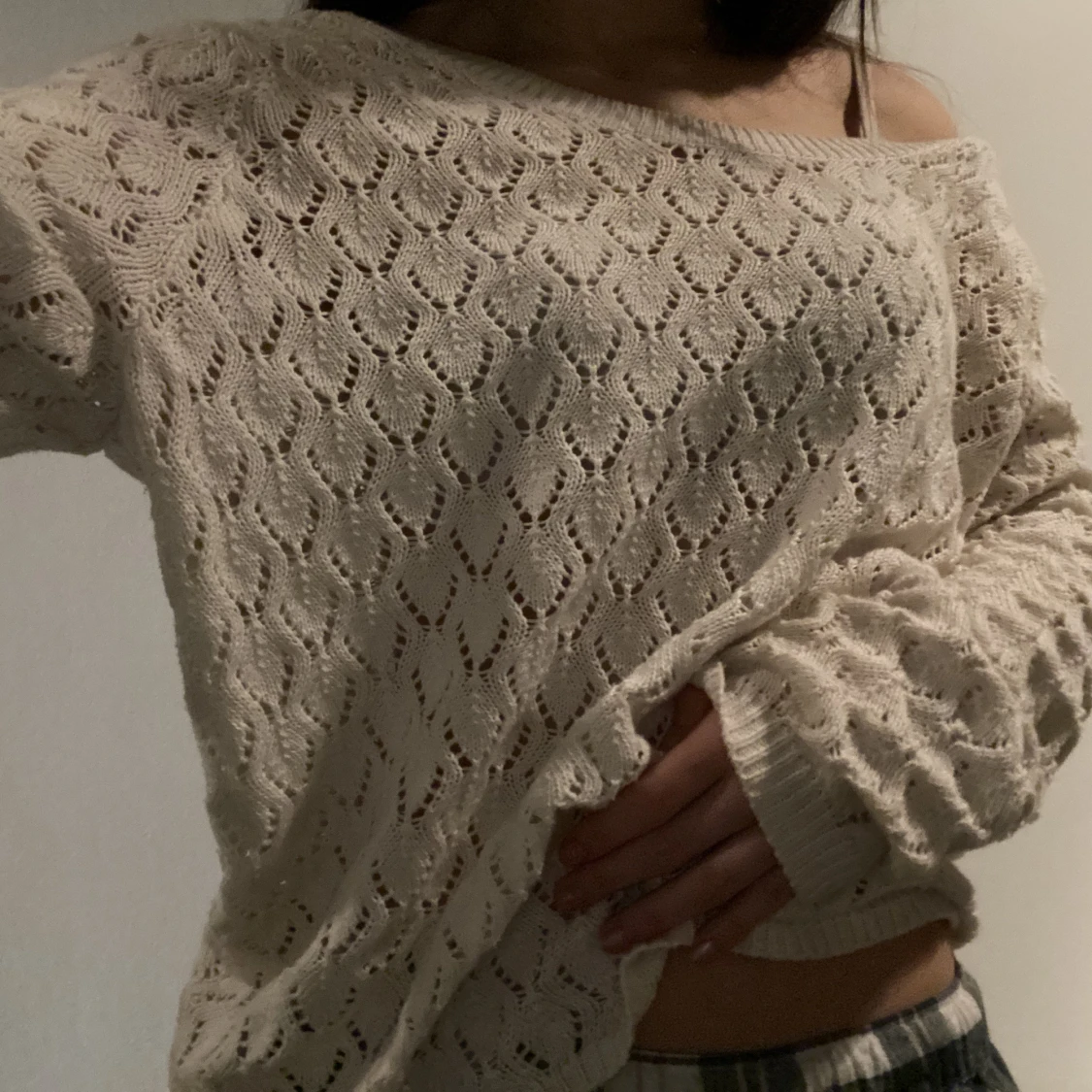 Vit virkad/stickad tröja - 90