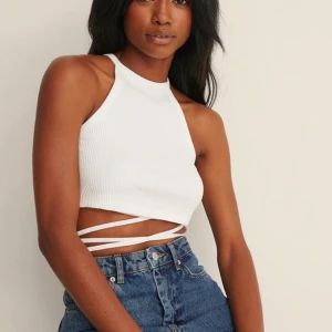 Topp från Nakd - Superfin topp från Nakd i storlek S, helt oanvänd med alla lappar kvar