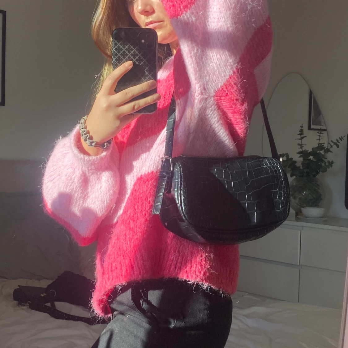 Väska i ”ormskinn” - 90