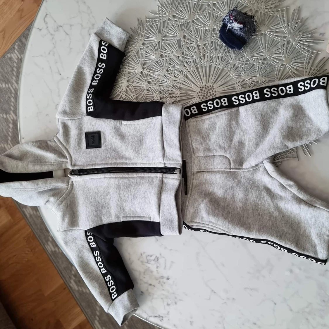 Hugo Boss kläder strl 62