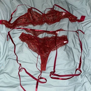 Underkläder set  - Helt nya och oanvända för att dem är i helt fel storlek. Köpte L och dem kom i S-M