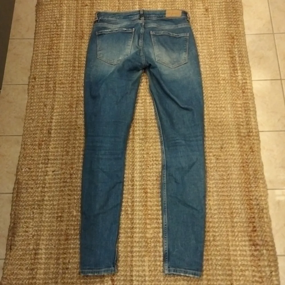 Fina jeans i gott skick i storlek 28/32. 