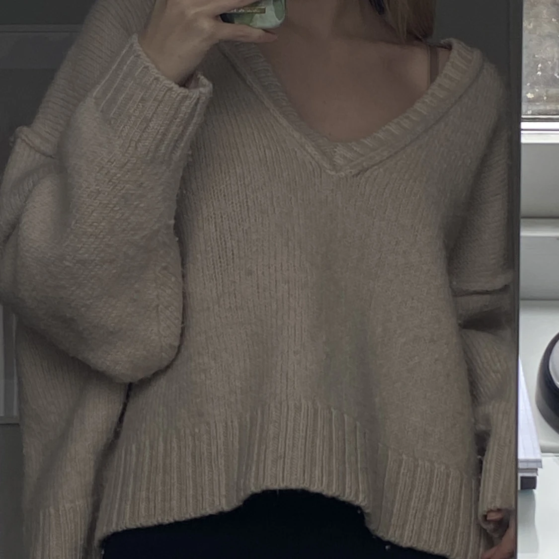 Beige tjocktröja - 90