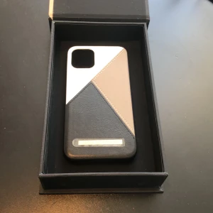 iPhone 11 skal - iPhone 11 PRO/XS/X Helt ny och oanvänd