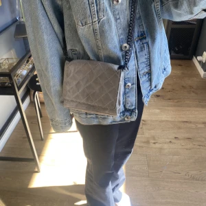 Zara väska  - Så snygg beige väska från zara! 