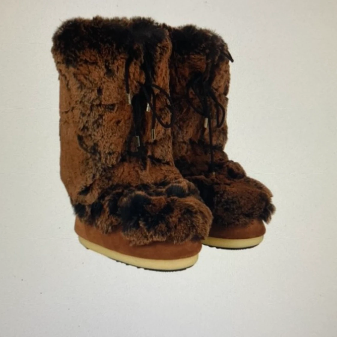 Fluffiga moon boots - 91