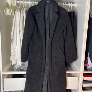 Kappa från Hm - Köpt för 600 kr söljer för 100 kr