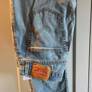 Helt nya och oanvända Levis jeans, 502! 32/34 Skick 10/10 Nypris: 1099