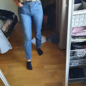 Supersnygga jeans från hm!❤️