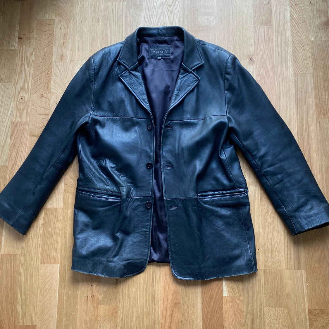 Svart Vintage Läderjacka - 90