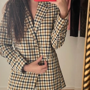 Kavaj  - Kavaj i storlek 36 från HM