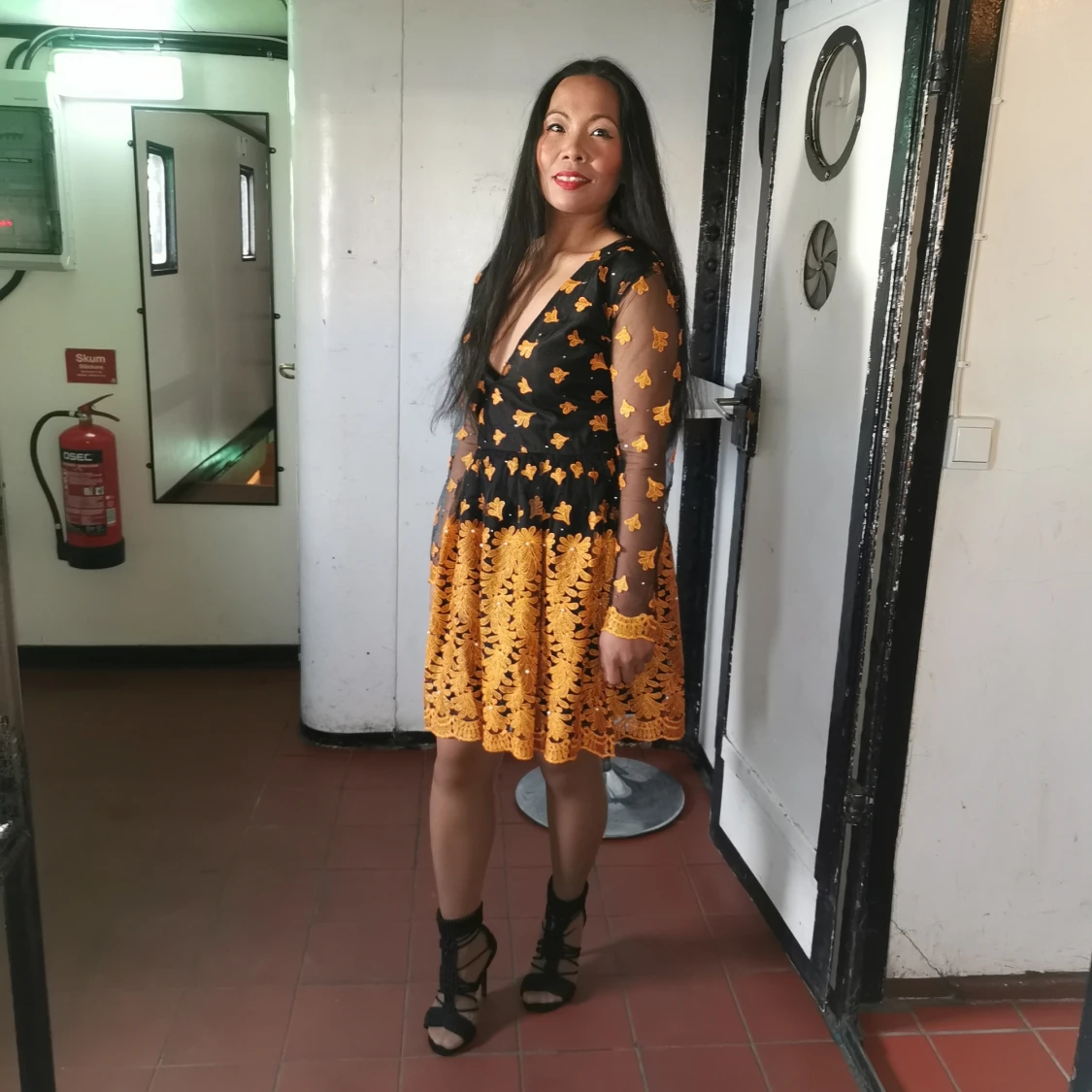 Spets klänning storlek S och M - 90