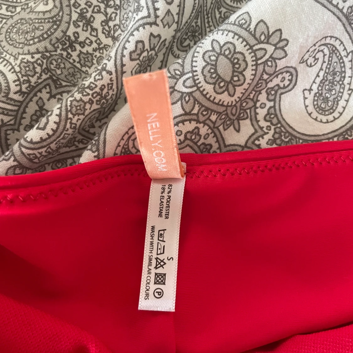 Högmidjad bikini  - 90