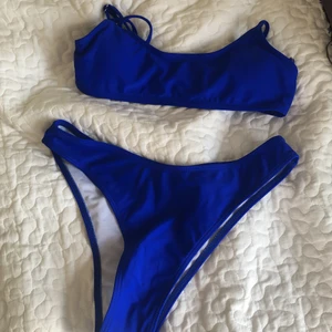 Bikini från shein  - Säljer detta bikinksett i storlek S. Den är helt o använd och är i bra skick. Säljer för 50kr + 20kr frakt. 
