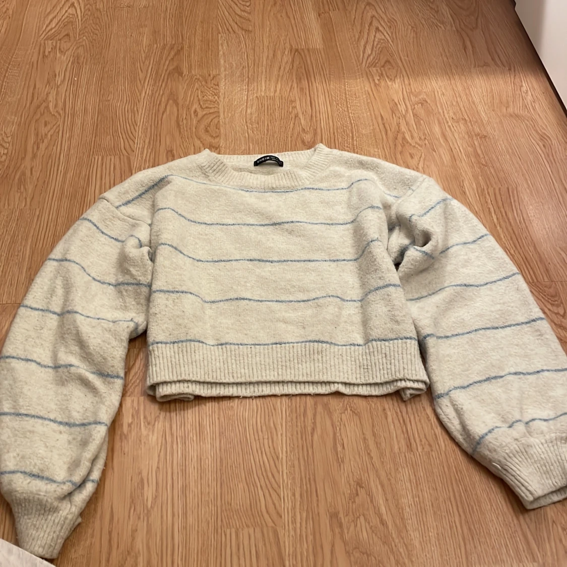 Randig stickad tröja - 90