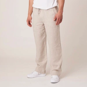 Linnebyxor brln - Säljer dessa linnebyxor ifrån Brln i storlek S slutsålda på hemsidan Aldrig använda och lappen kvar❤️ pris 600