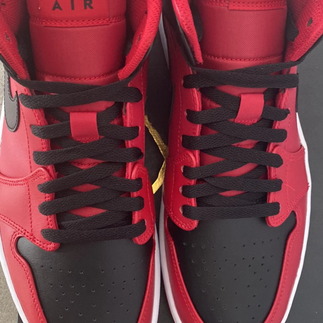 Jordan 1 mid reverse bread  - 91