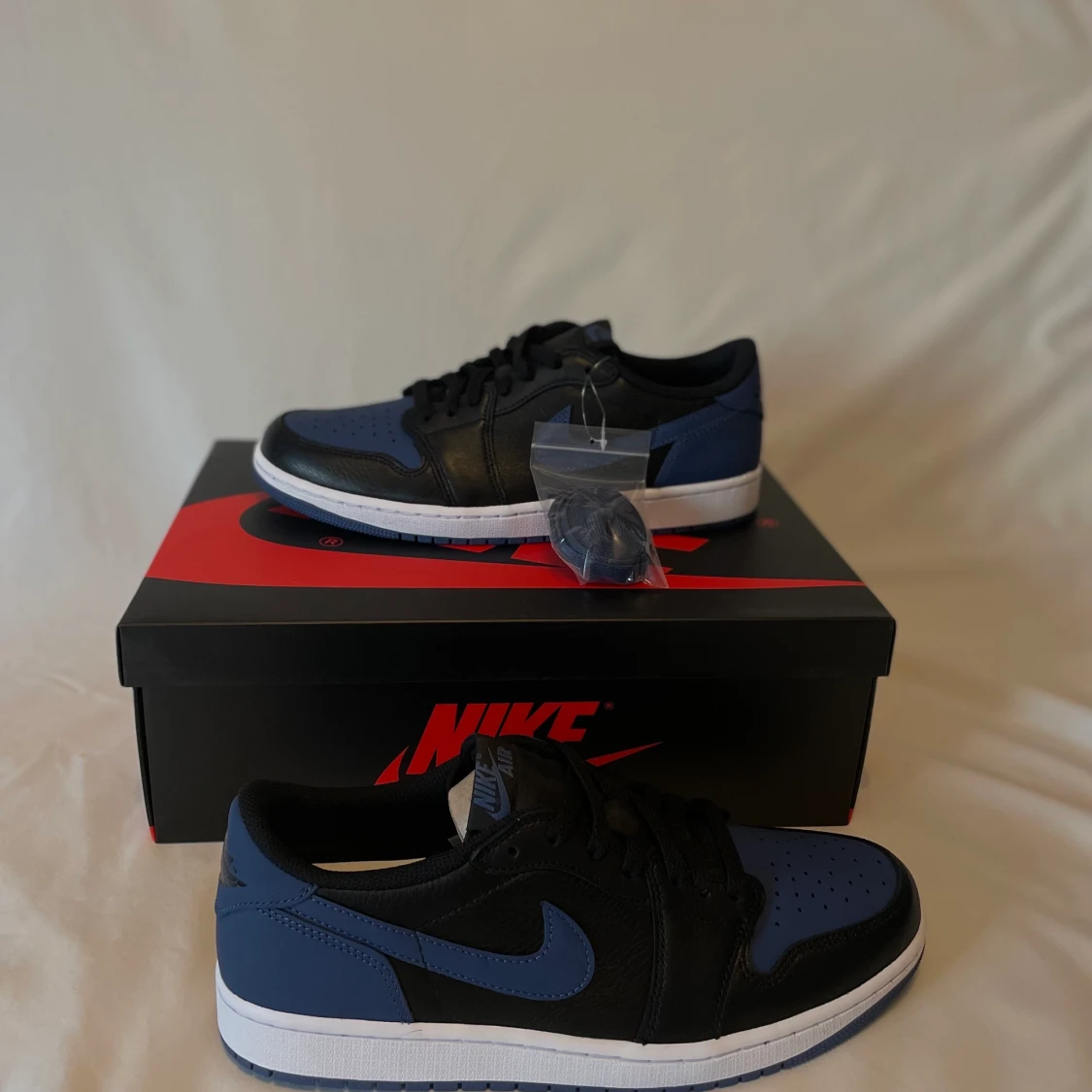 Air Jordan 1 Retro Low OG mystic navy 