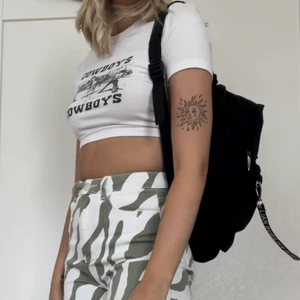 Svart Manchester ryggsäck  - Ger rabatt vid köp av flera plagg/accessoarer 🦋🦋 kolla min sida 💚