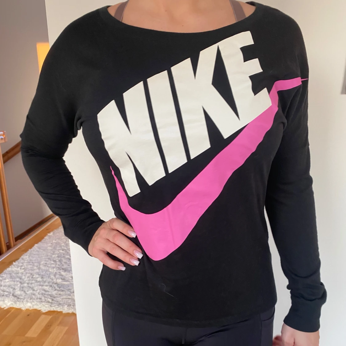Svart långärmad tröja från Nike