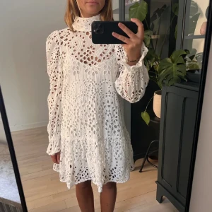 Klänning - Vit klänning