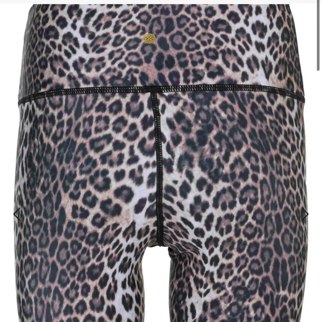 Leopardmönstrade träningsshorts - 4