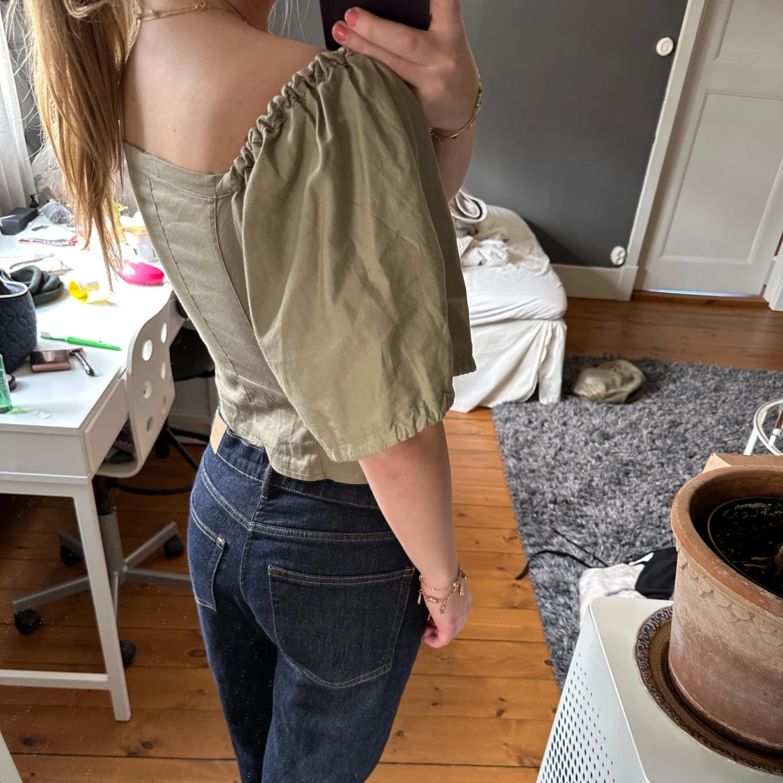 Topp med puff ärm - 90