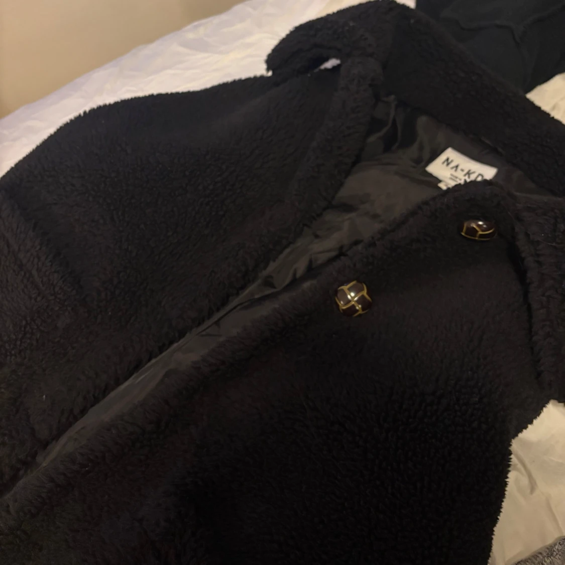 Svart teddyjacka från NA-KD - 3