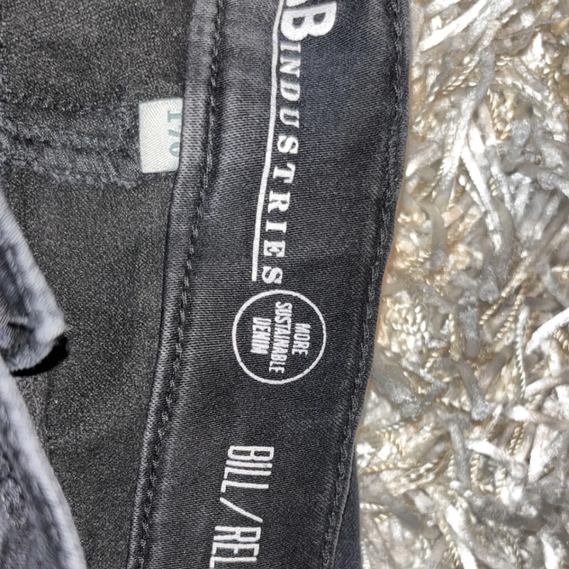 Svarta jeansbyxor - 4