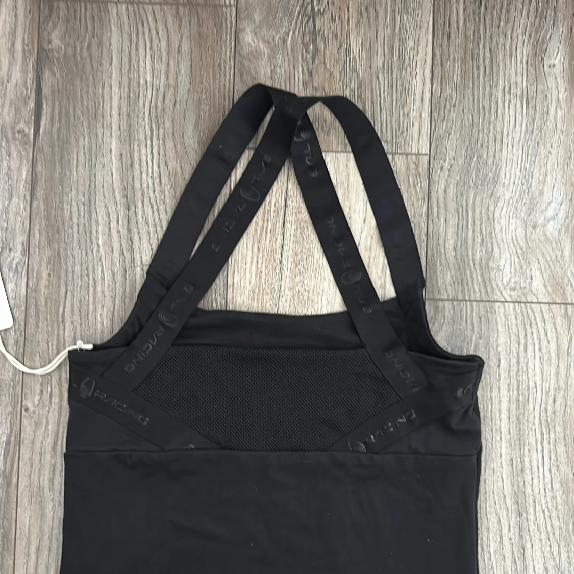 Svart linnetopp från Sail Racing XS - 2