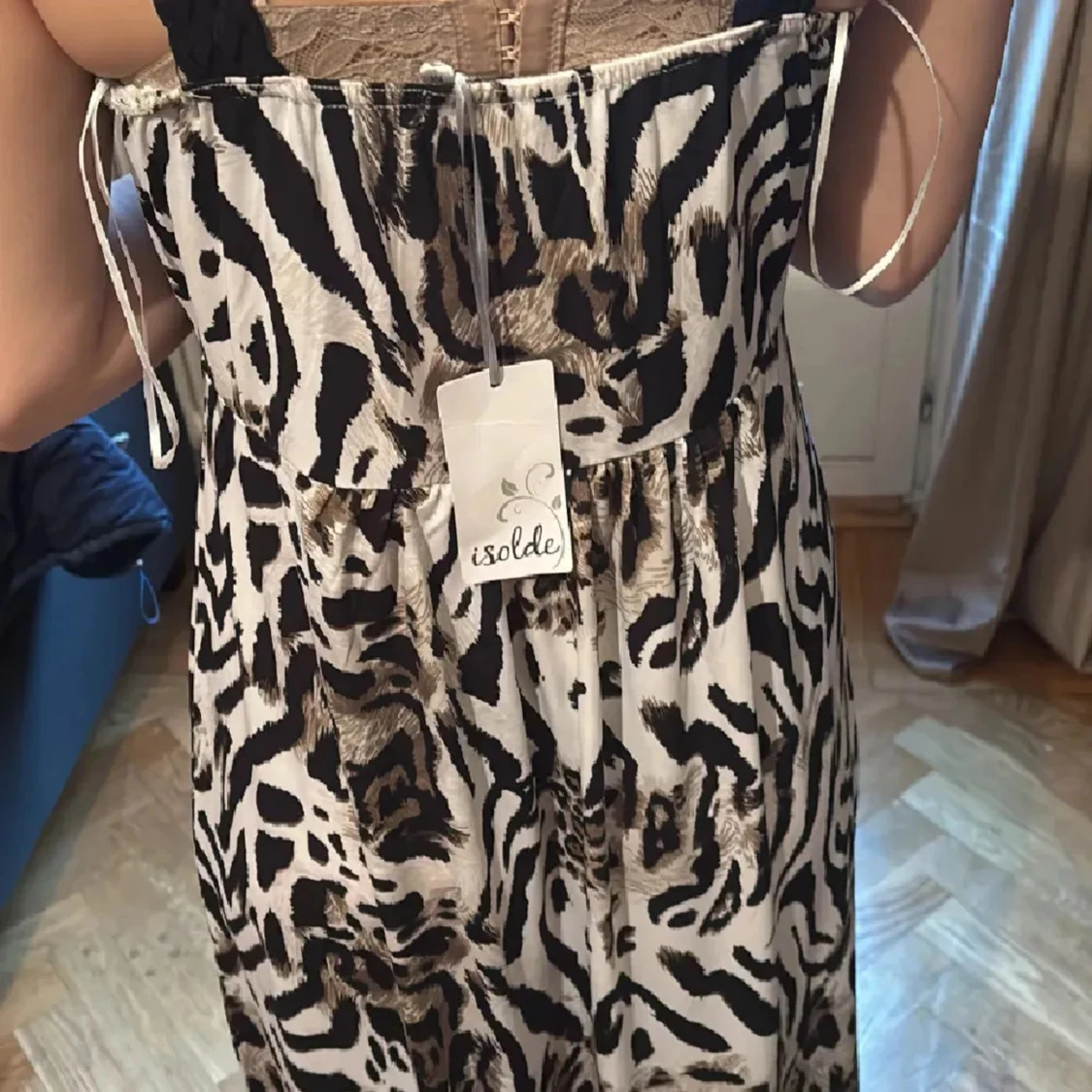 Långklänning med leopardmönster från Isolde - 3