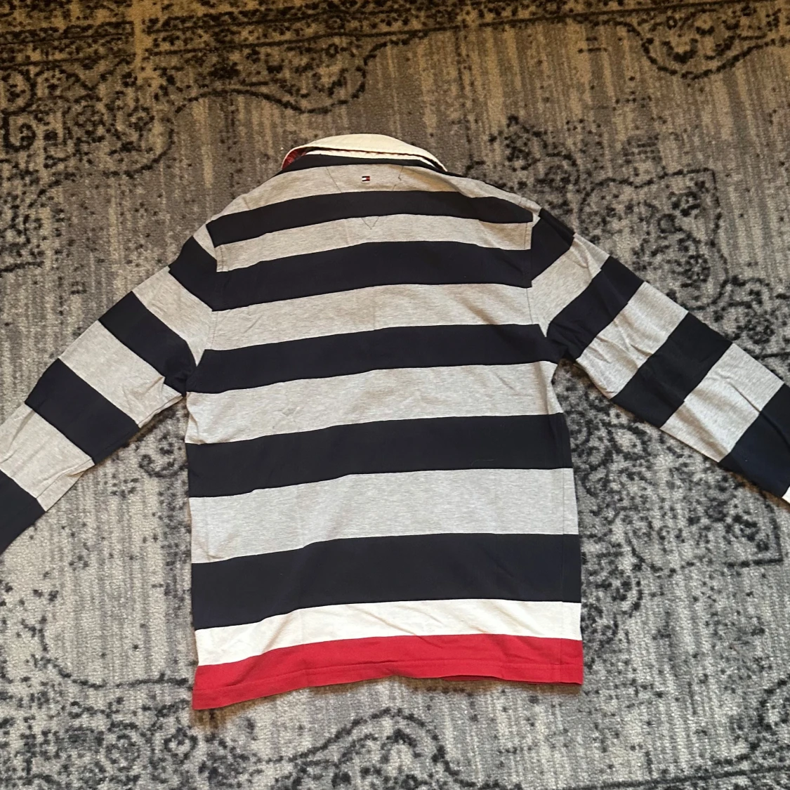 Randig pikétröja Tommy Hilfiger 152 - 1