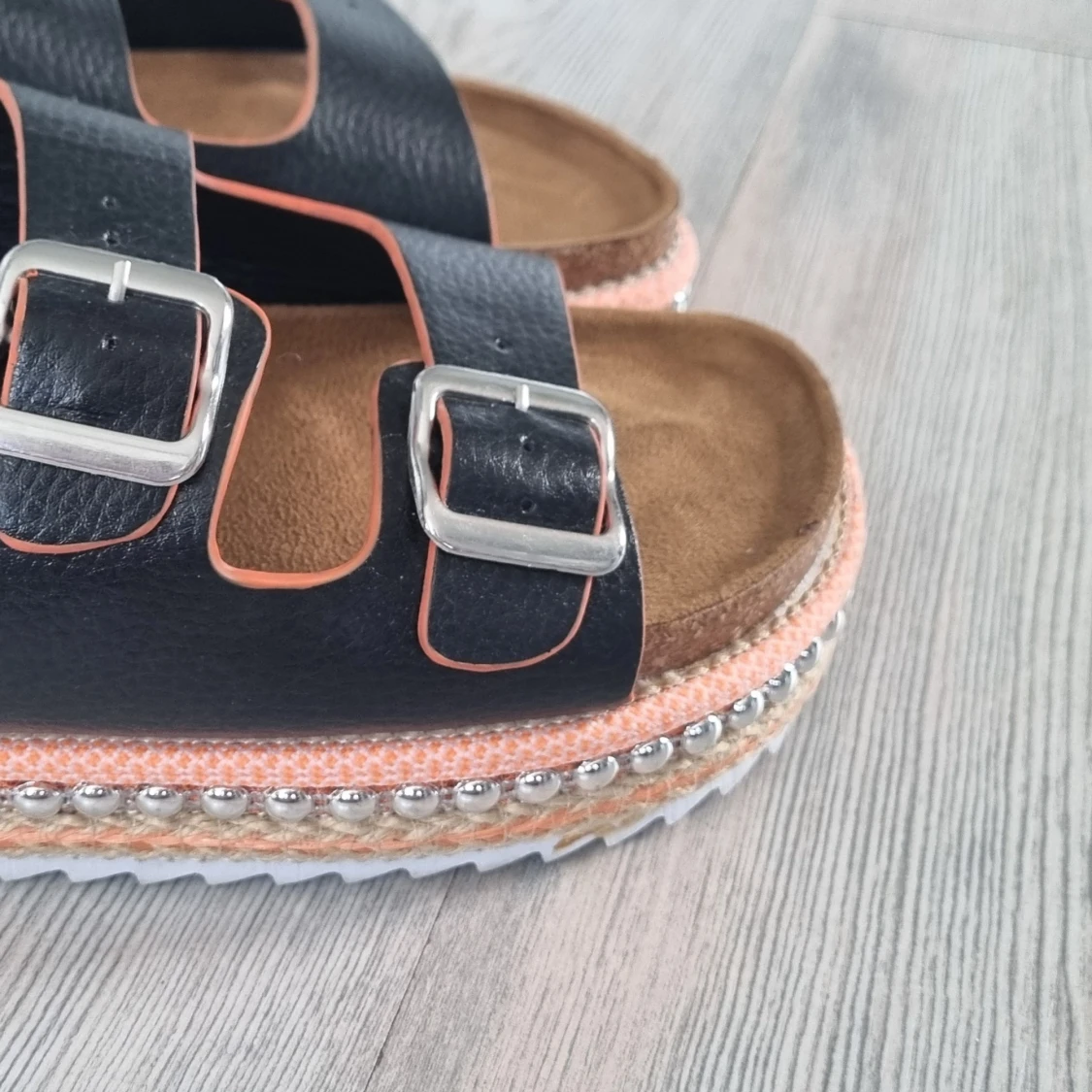 Svarta sandaler med platåsula - 4