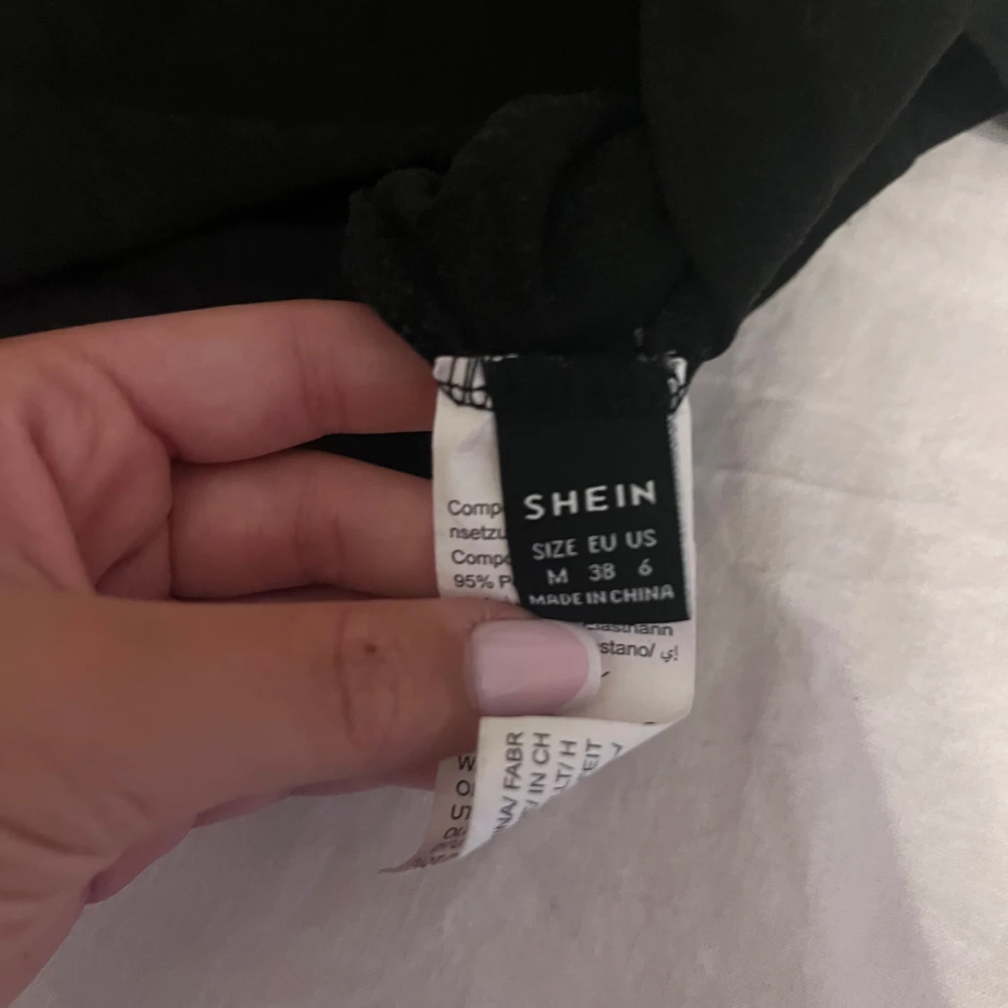 Svart långärmad topp med knyt SHEIN - 2