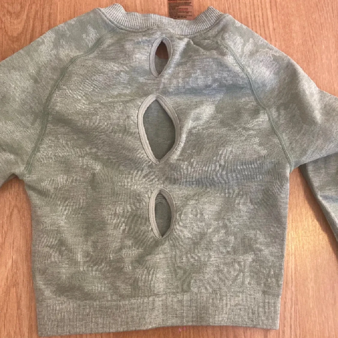 Grön croppad tröja från Gymshark - 1