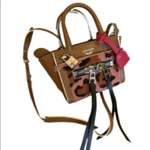  Zadig & Voltaire candide leather handbag. SÖKER! - Söker denna! Hör gärna av dig!