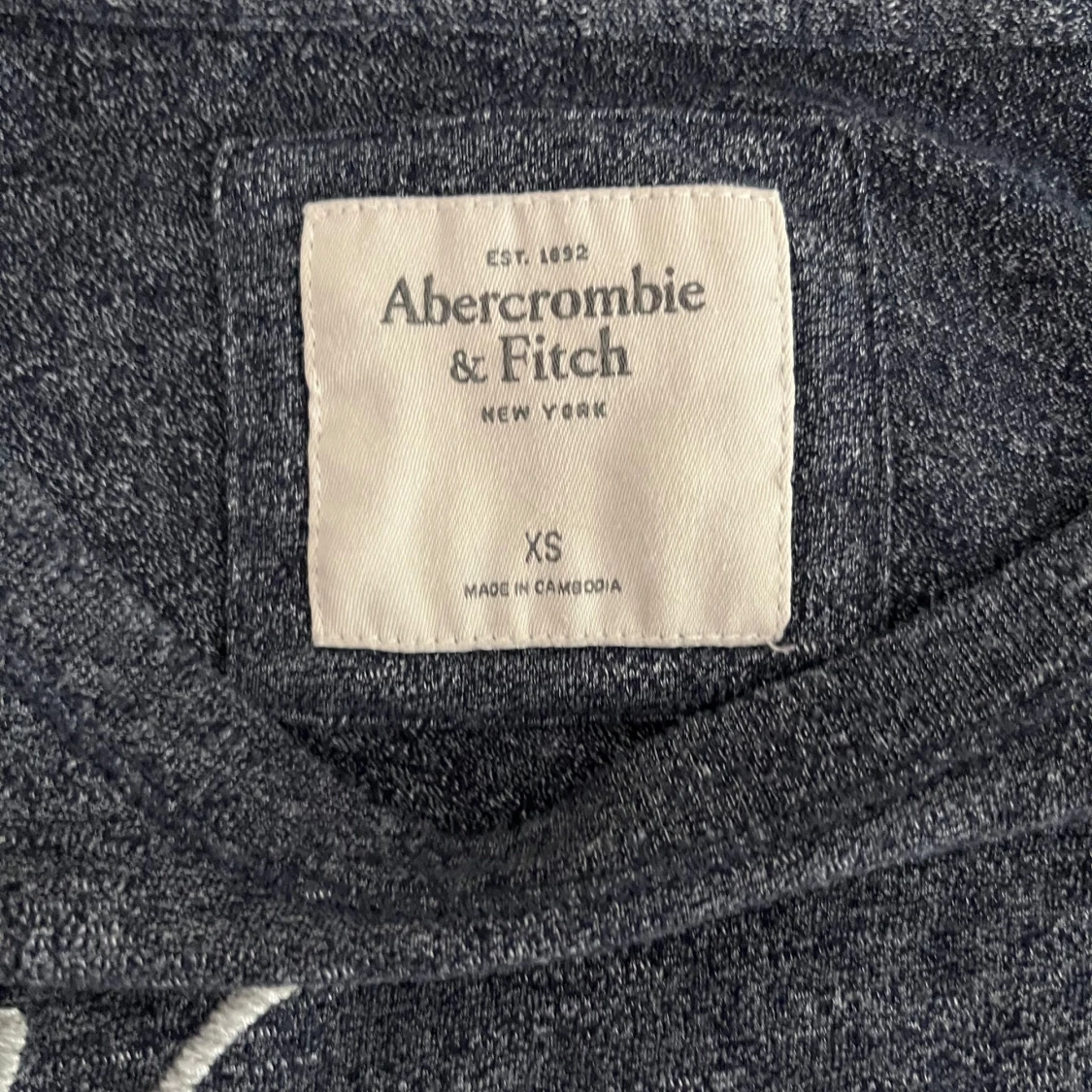 Mörkblå långärmad tröja från Abercrombie & Fitch - 3