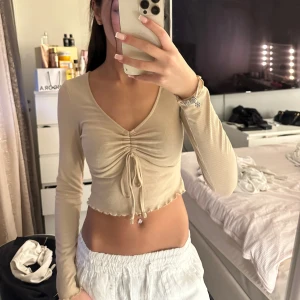 Söt topp  - Nyskick 