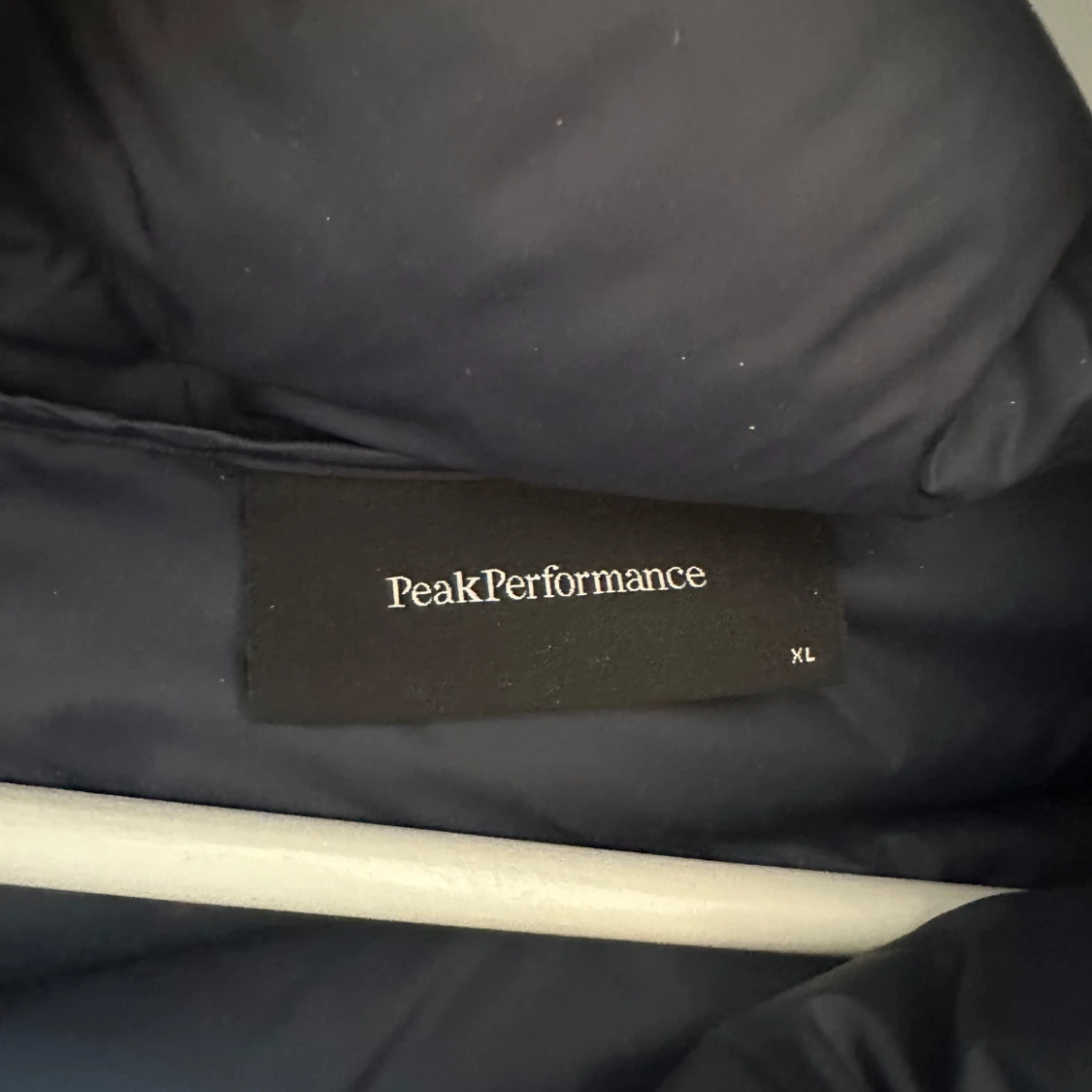 Mörkblå jacka från Peak Performance - 1