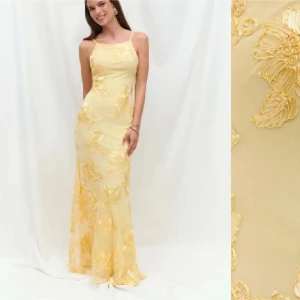 Gul klänning Gina tricot - Intressekoll! Populär och jättefin gul klänning från Gina Tricot.