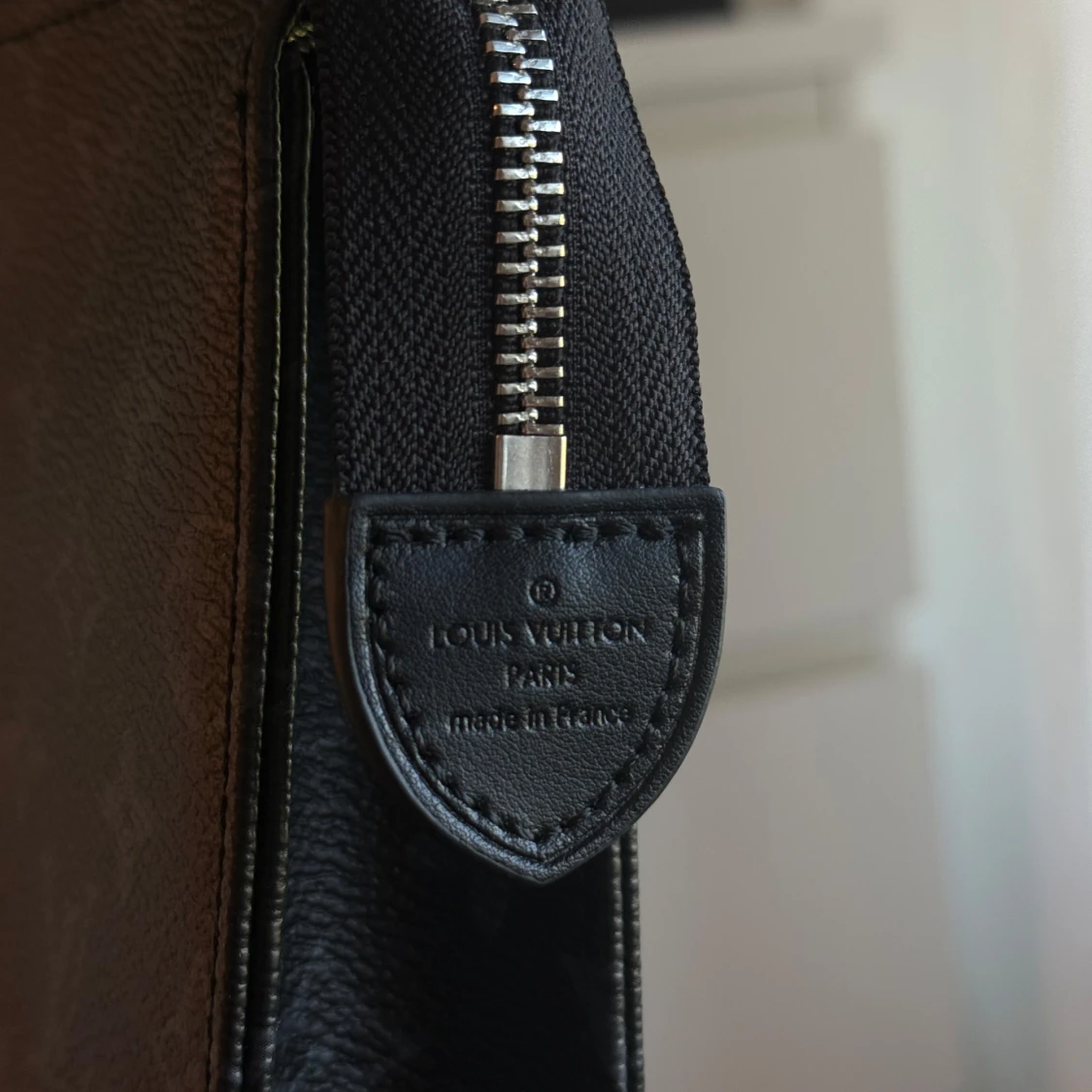  Louis Vuitton Pochette Voyage MM i Monogram Eclipse Canvas - 1