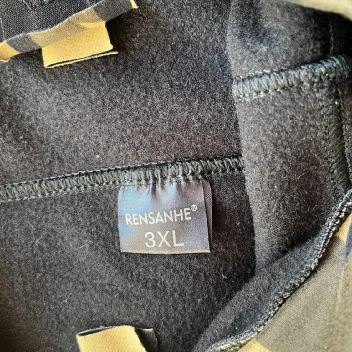 Cargopants i camouflage från RENSANHE - 1