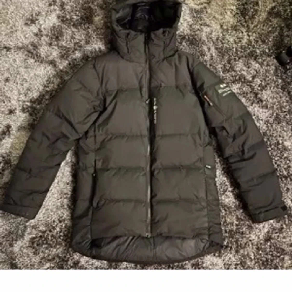 Svart dunjacka från sail racing  - 1