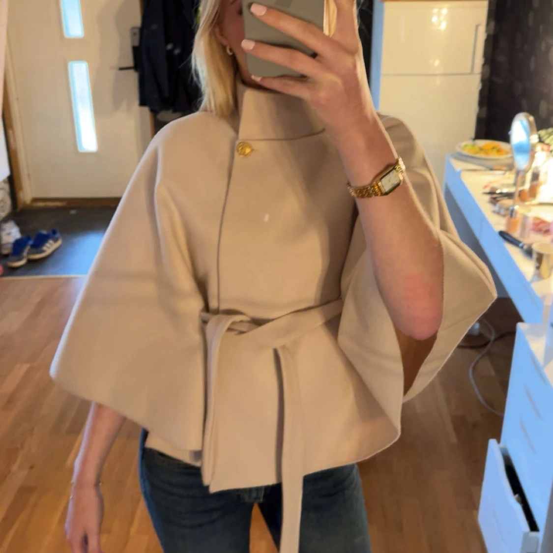 Beige kappa med bälte från Missay - 3