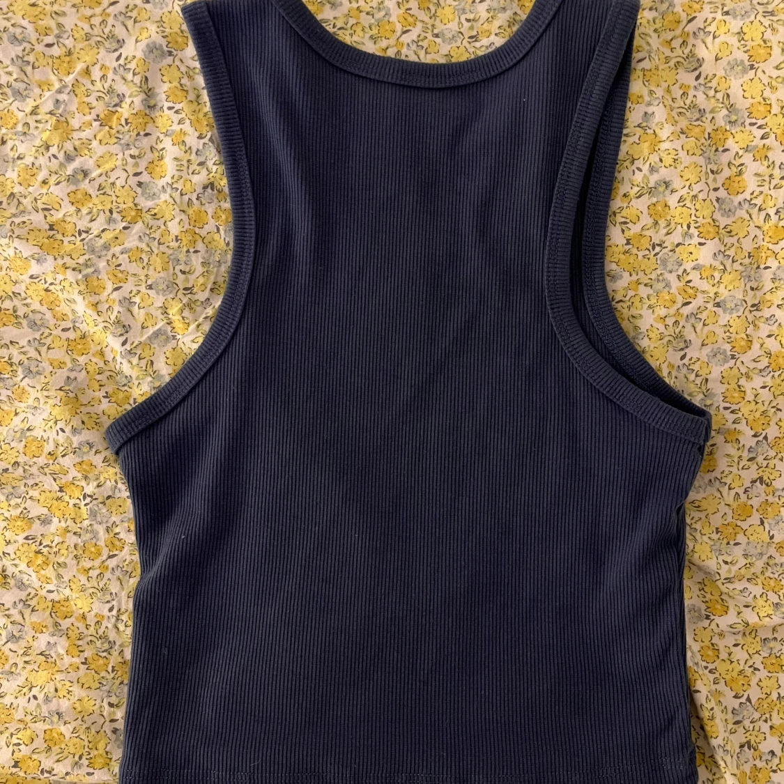 Mörkblå ribbad linnetopp - 1